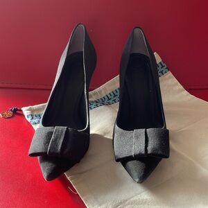 TORY BURCH Aria Black Grosgrain Pumps Heels Classic Bow cap toe size 7